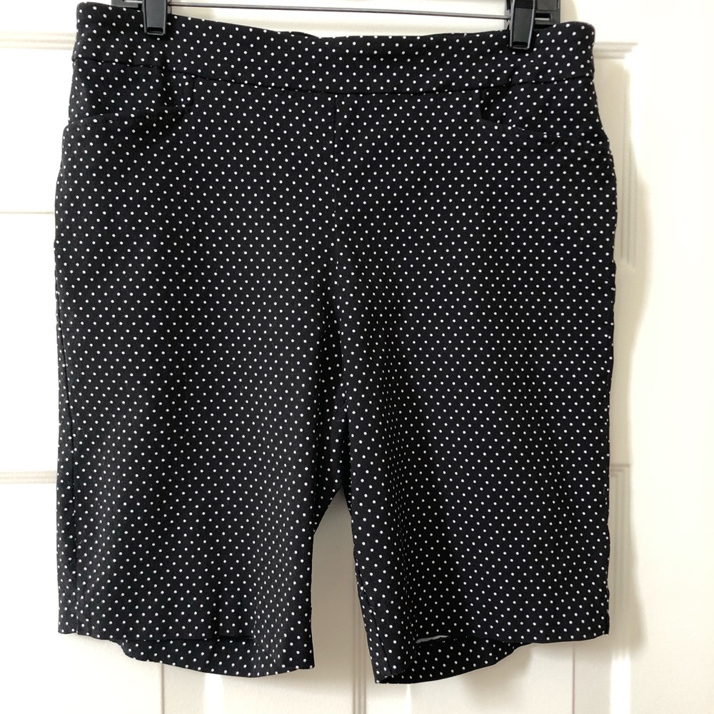 Stretch Knee Length Shorts In Black w/White Polka-Dot By George - Size L (12-14)